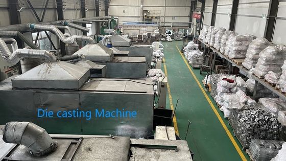 OEM chất liệu polycarbonate đánh bóng cao Mô hình phun ô tô với 250000-300000 shot Thời gian khuôn