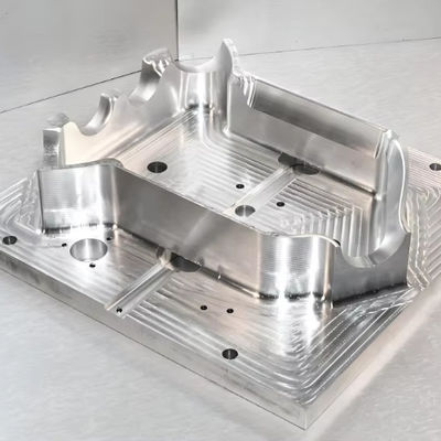 Các sản phẩm nhựa ô tô khuôn làm từ P20/718/738/NAK80/S136 cho máy đúc phun nhôm đánh bóng